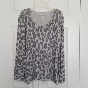 Chico's gray silver metallic long sleeve scoop neck animal print top SZ Medium